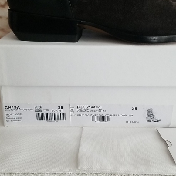 New Chloe 30mm Rylee Strap Bootie - Picture 10 of 10